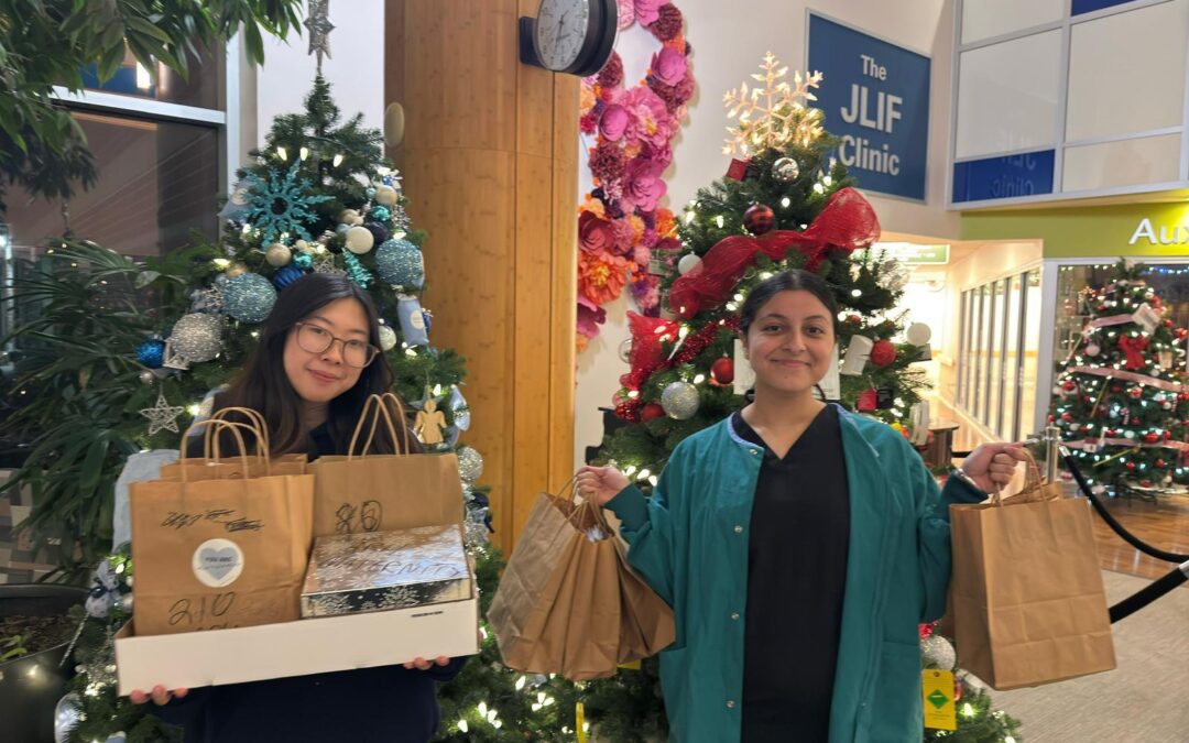 Local Students Spread Holiday Cheer to Patients and Residents in Care throughout the New Year